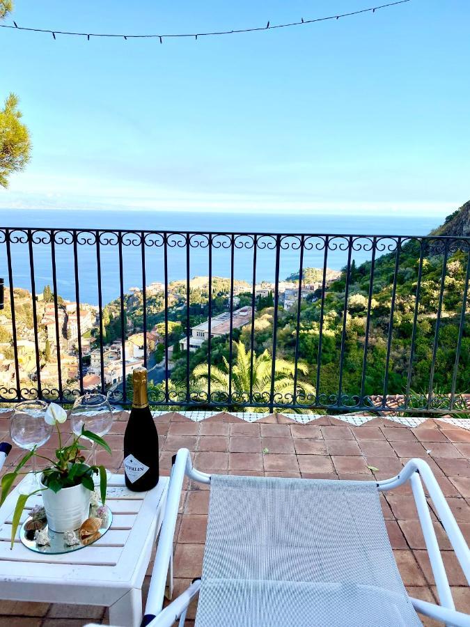 Casa Dei Sogni Taormina Bed & Breakfast Exterior photo